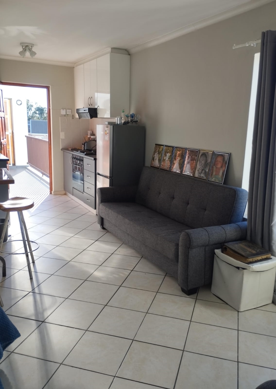 1 Bedroom Property for Sale in Strand Central Western Cape